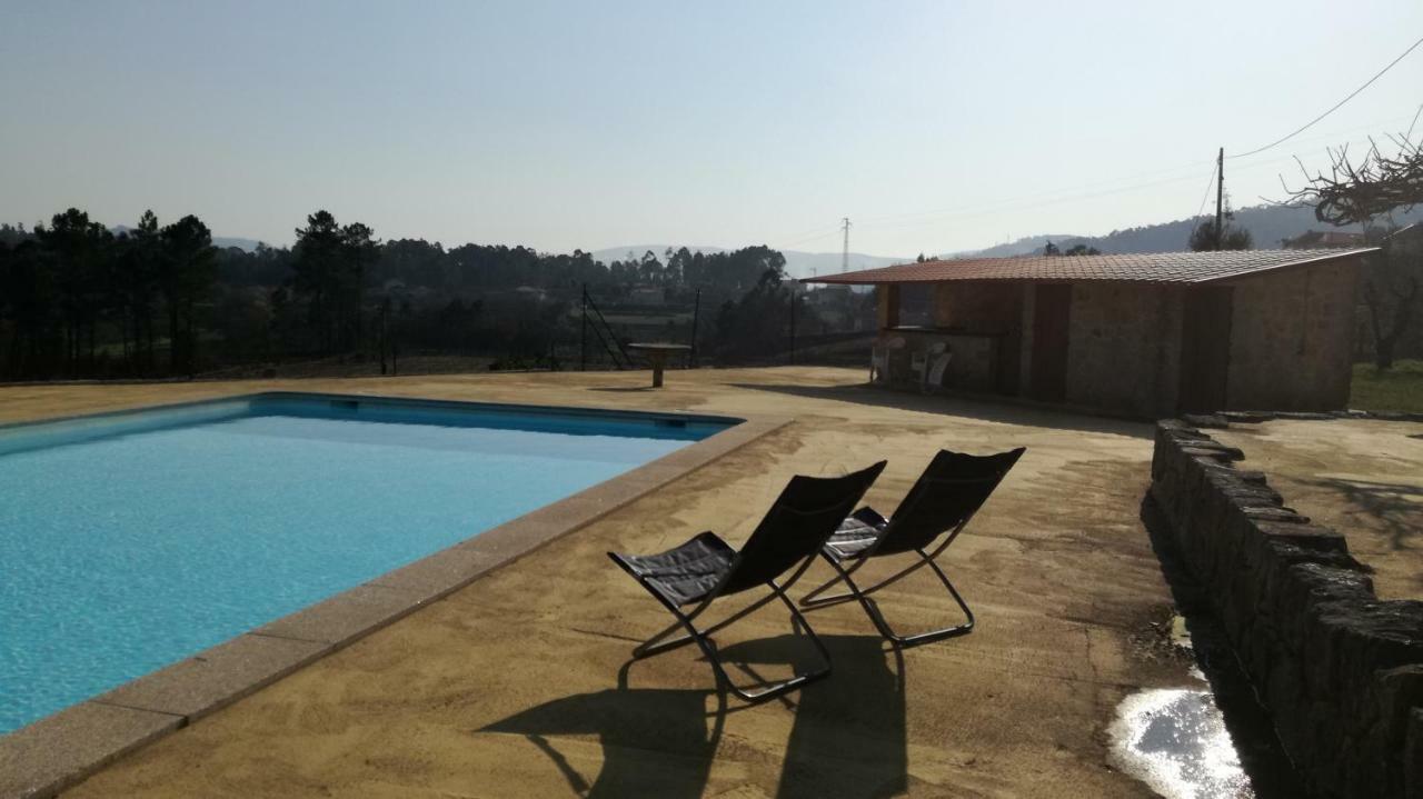 Casa Na Quinta De Valinhas Apartment Vitorino dos Piaes Exterior photo